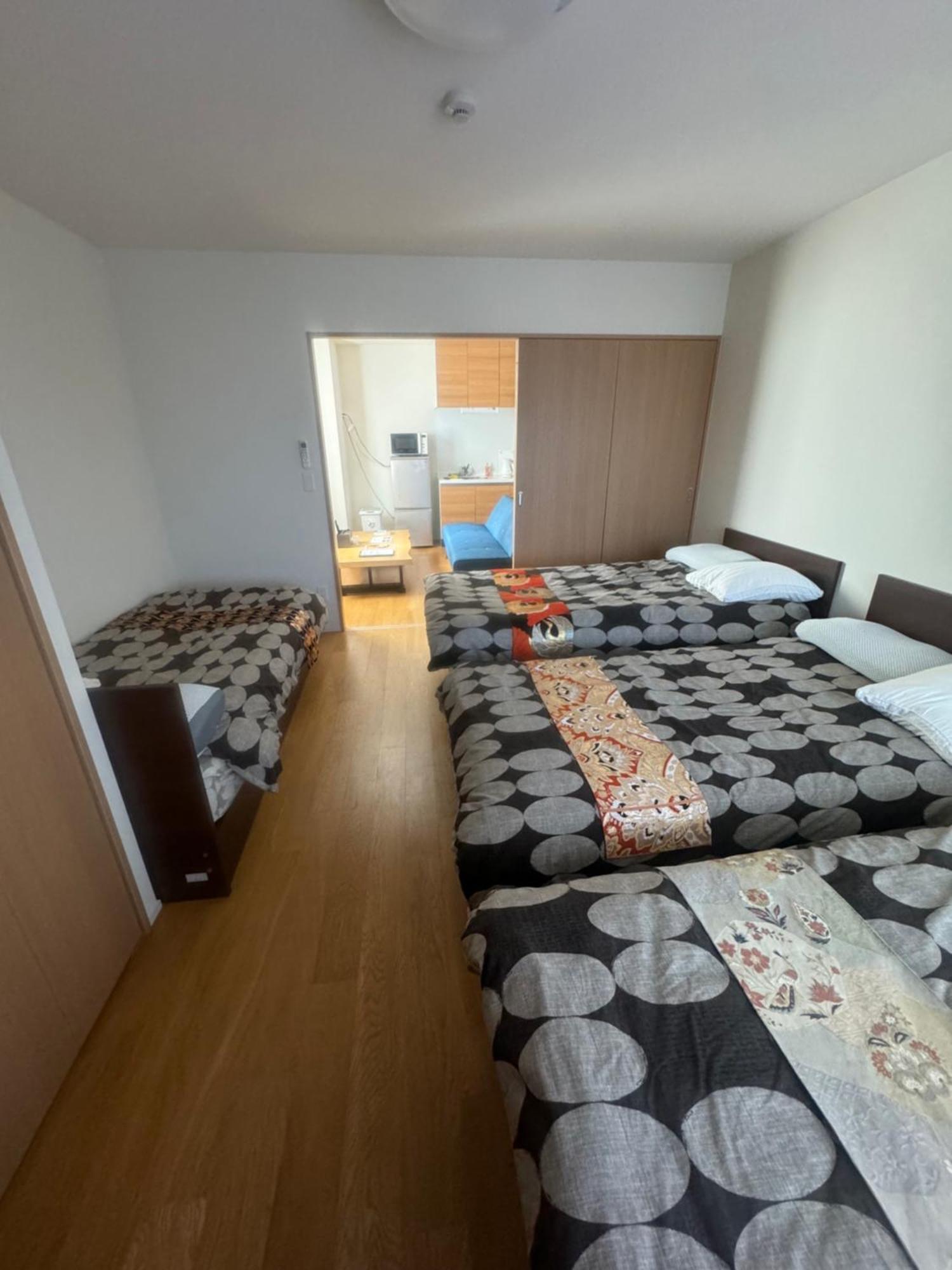 Residence Saku Ōsaka Extérieur photo